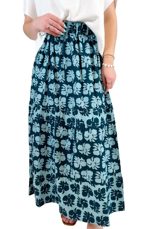 Women's Stylish Outdoor Outfit Stella Poplin Maxi Skirt In Akola Storm