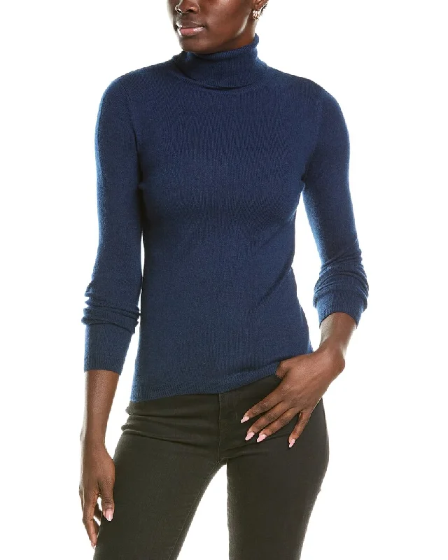 Fashionable Women's Outfit Forte Cashmere Turtleneck Cashmere Sweater