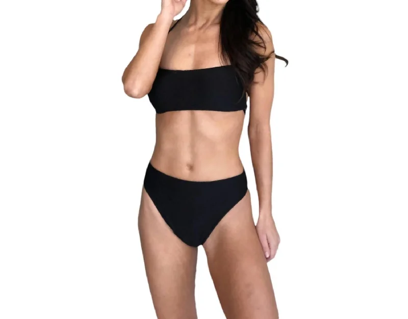Fashion-Forward Women's Clothing Solid Laced Bandeau Bikini Top In Black