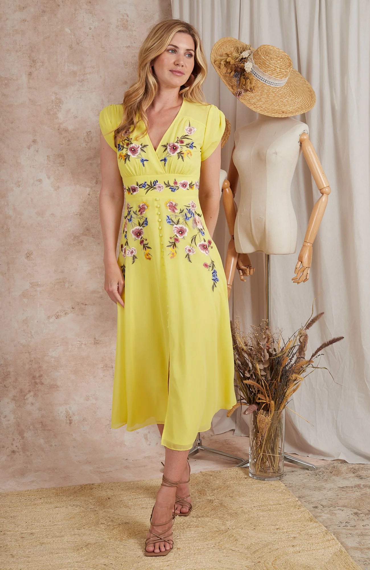 Chic Wardrobe The Belle Button Front Tea Dress