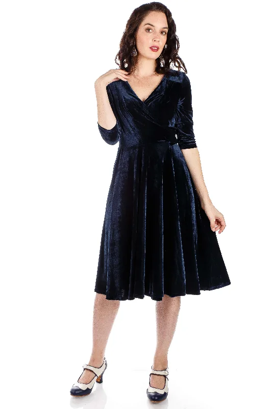 Pastel Styles 1940s Evelyn Velvet Dress in Navy