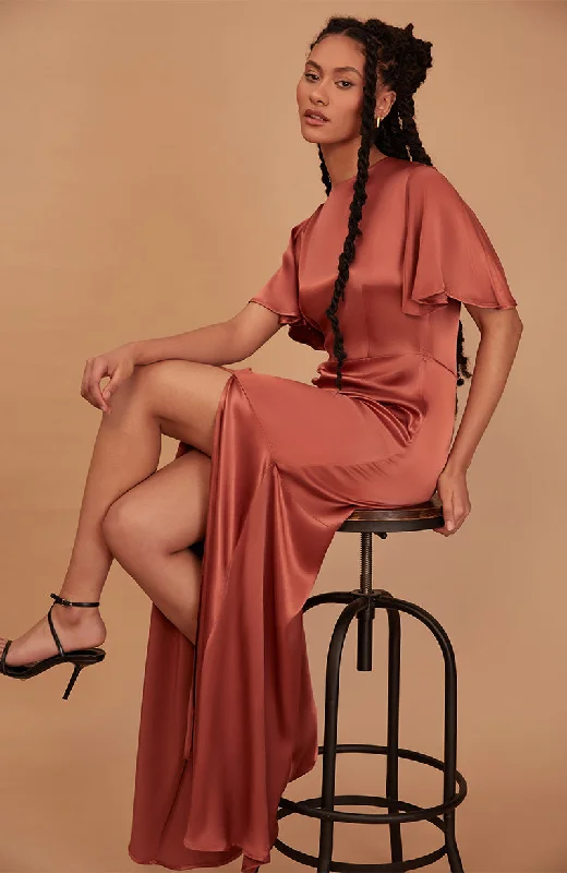 Fashion-forward Women's Clothing Sienna Dress in Terracotta Lenzing™ Ecovero™ Satin Fashion-forward Women's Clothing Sienna Dress in Terracotta Lenzing™ Ecovero™ Satin