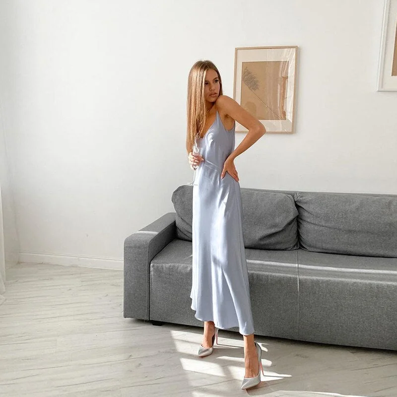 Where Style Meets Savings BerriesJam - Backless V-Neck Elegant Vintage Spaghetti Strip Dress Where Style Meets Savings BerriesJam - Backless V-Neck Elegant Vintage Spaghetti Strip Dress