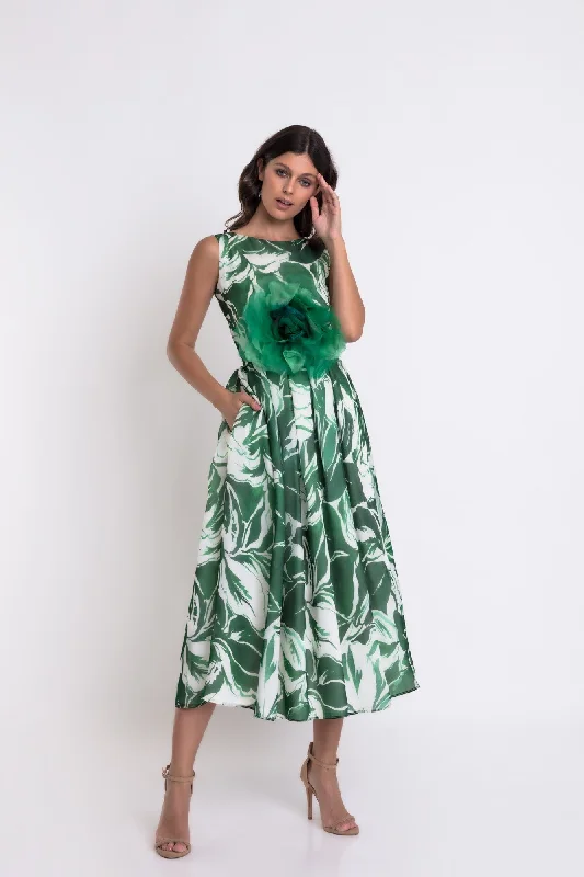 Evening Elegance Matilde Cano Vuelo Verde Dress