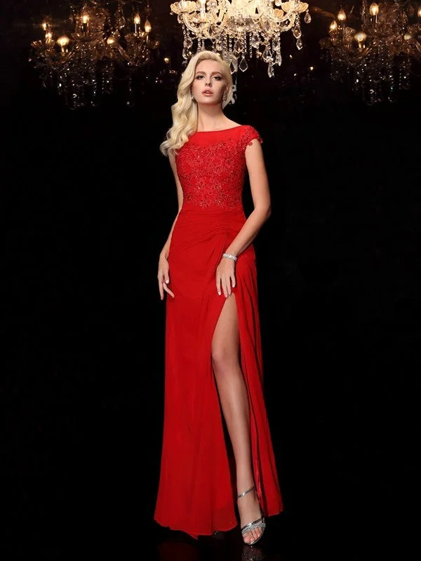 Effortless Grace Sheath/Column Bateau Applique Short Sleeves Long Chiffon Mother of the Bride Dresses