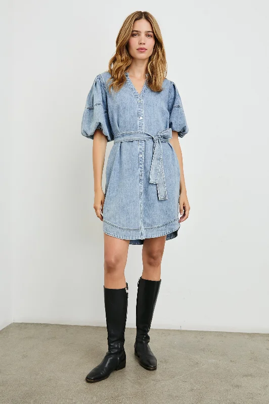 Chic Wardrobe KINGSLEY DRESS - FADED INDIGO