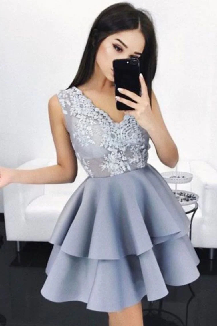 Casual Outfit For Women New Arrival Cocktail Dresses A Line V-Neck Zipper Up With Appliques Two-Layer Skirt