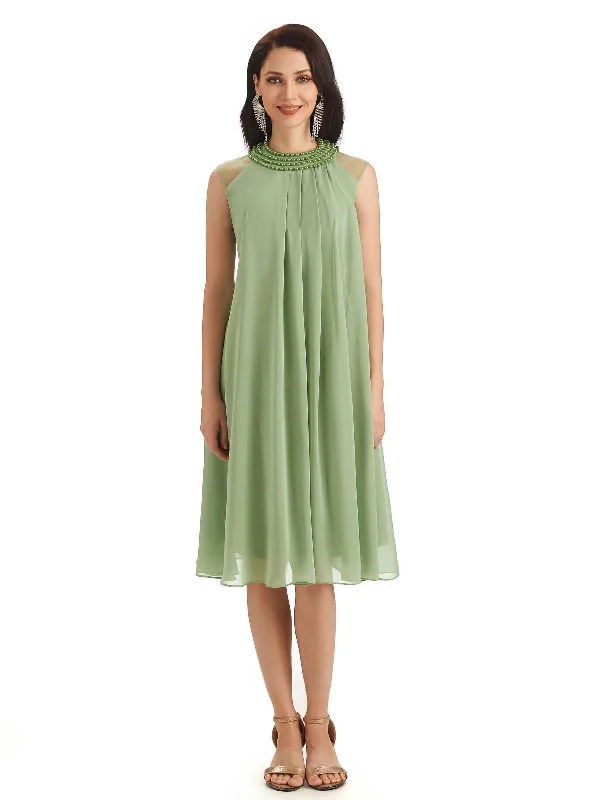 Fashion Forward Elegant Chiffon Halter Knee Length Short Mother Of The Bride Dresses Fashion Forward Elegant Chiffon Halter Knee Length Short Mother Of The Bride Dresses