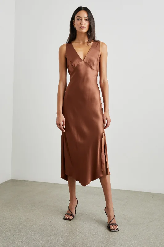 Trend Alert MONIQUE DRESS - CEDAR