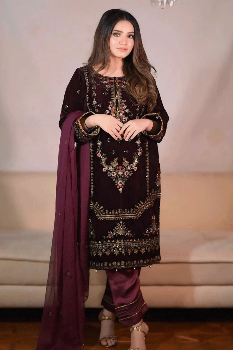 Women's Evening Wear for Special Occasions Punjabi Style Purple Color Dress For Lohri Women's Evening Wear for Special Occasions Punjabi Style Purple Color Dress For Lohri