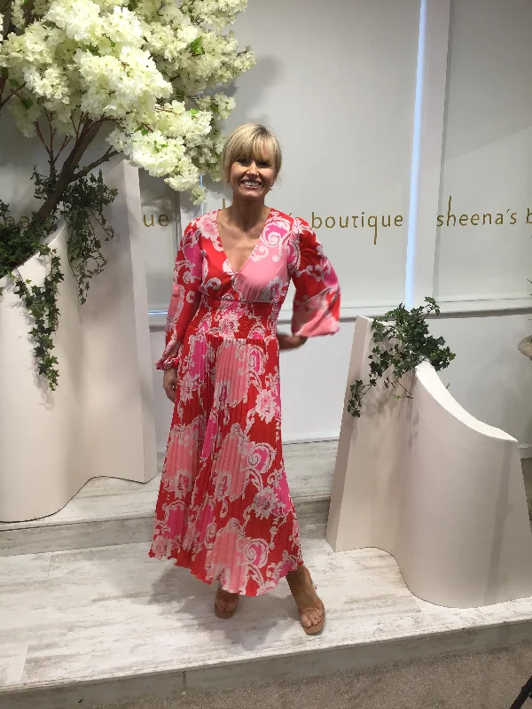 Feminine Grace Traffic People Aurora Dress