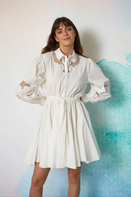 Travel Essentials Md'M White Poplin Dress