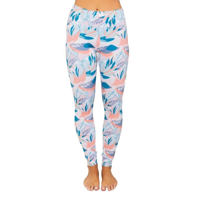 Women's Holiday Attire Print Water Leggings In Modern Tropical