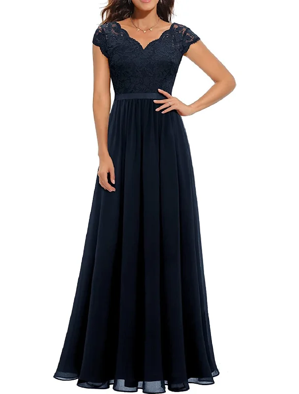 Chic Style A-Line Mother of the Bride Dress Elegant V Neck Floor Length Chiffon Lace Short Sleeve with Lace Pleats