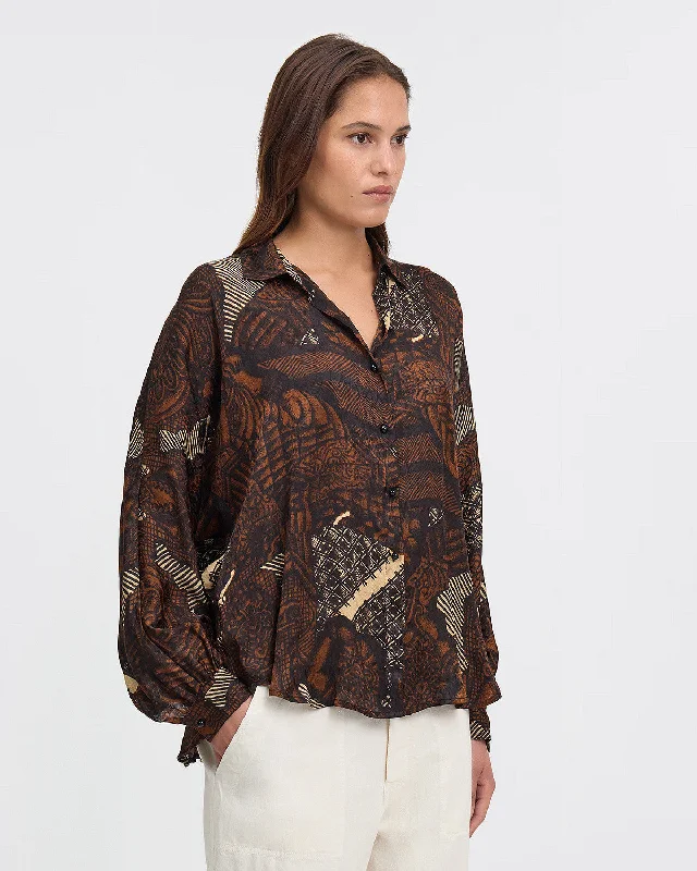 Chic Trends Unveiled Abyss Shirt - Multi Print