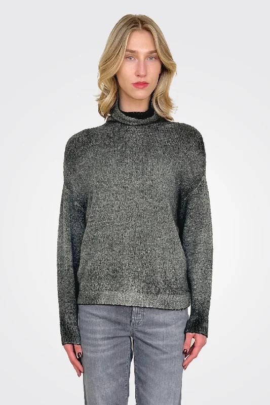 Unbeatable Deals Reversible Knit Turtleneck - Black Grey