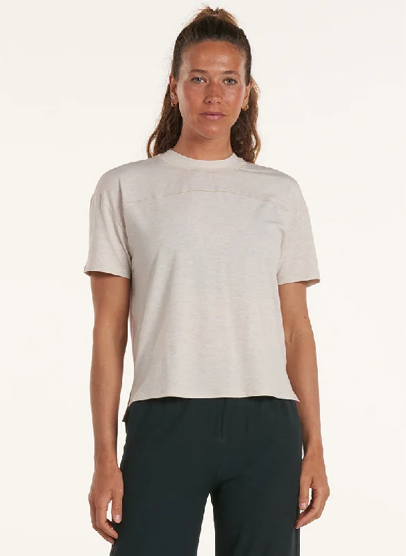 Women's Athletic Outfit Classic Tee