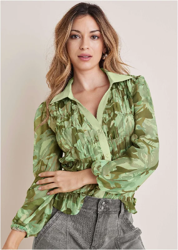 Women's Date Night Outfit Collared Smocked Top - Abstract Camo