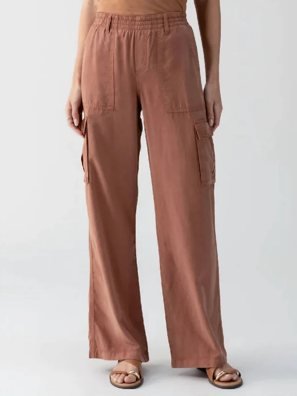 Women's Casual Outfit Relaxed Reissue Pants In Washed Clay