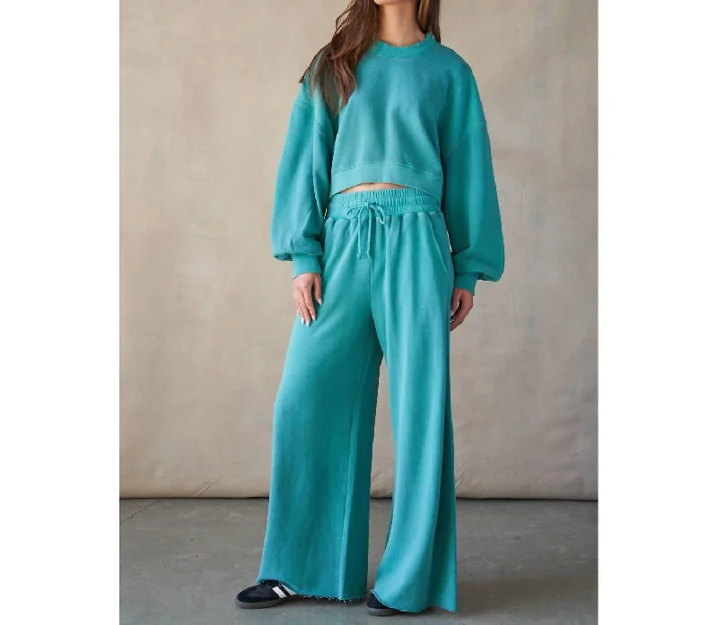 Women's Elegant Formal Outfit Remy Wide Oversized Sweatpant In Kelly Green