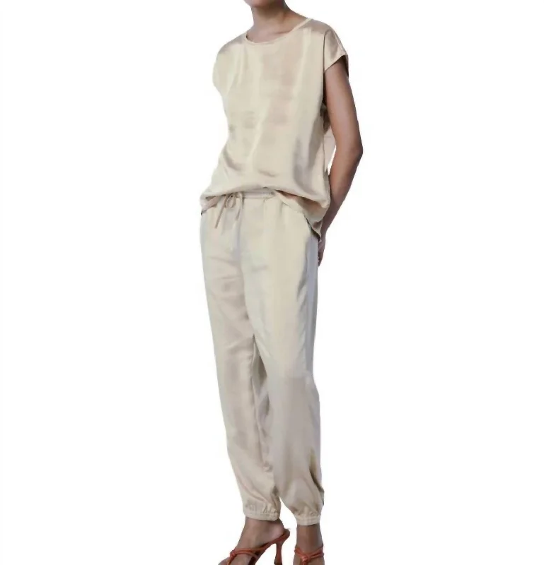 Women's Effortless Casual Outfit Satin Jogger In Nouget