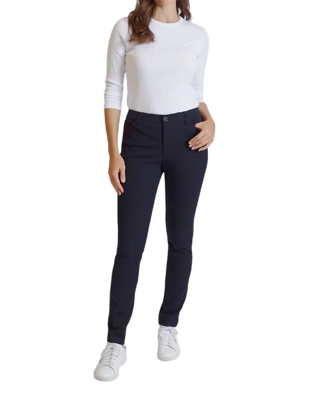 Women's Chic Outerwear Outfit Twiggy Pant In Navy