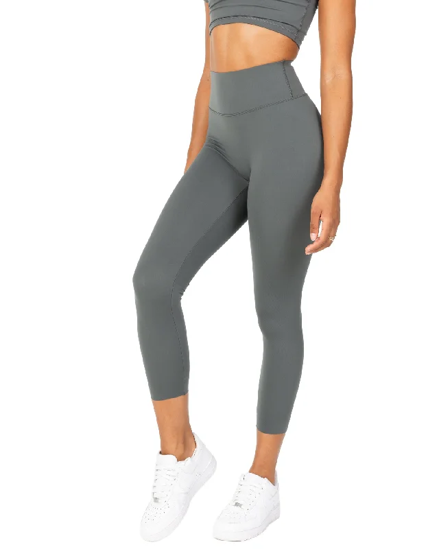 Women's Sporty Chic Clothes 7/8 Aura Bonded Leggings - Cloud Grey